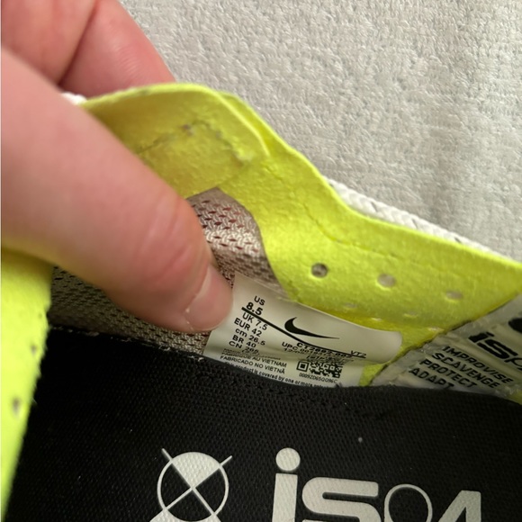 Nike React WR ISPA ‘Platinum Volt’ - Picture 9 of 10